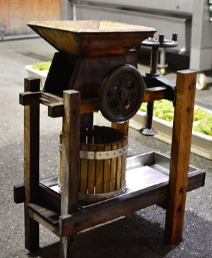 Old apple press at Hafner Vineyard
