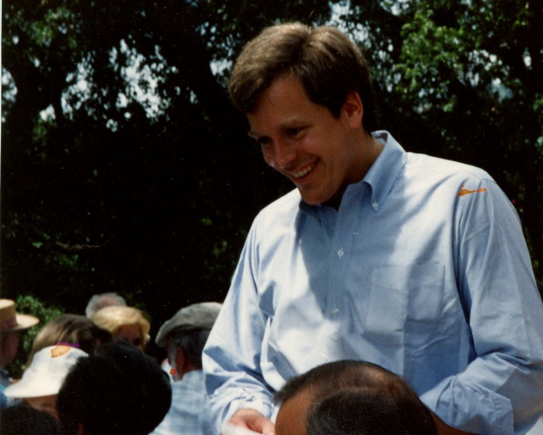Scott Hafner greeting customers