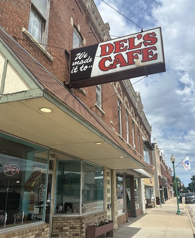 Del's Cafe
