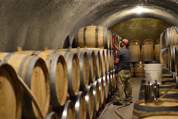 Ricardo Setting Barrels